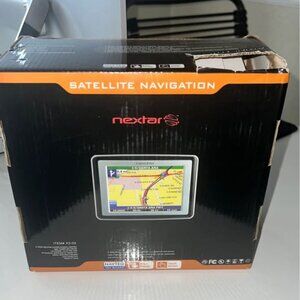 Nextar Satellite Navigation X3-03 (MP3 player, 2D/3D and more mint condition)